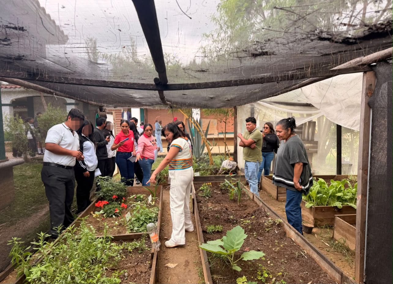 Participación en la Segunda Feria Ambiental del CECyTE plantel 40 Atzompa.